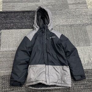 Boys Columbia Coat Size-M